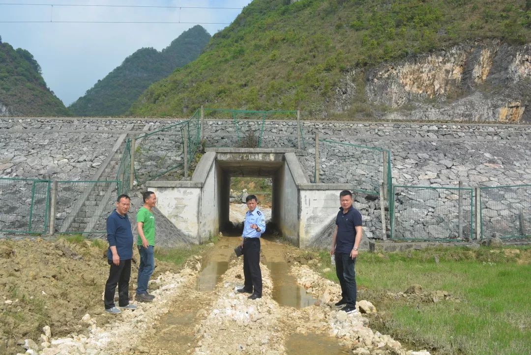 芒场镇交通新动态，改善助力地方繁荣发展